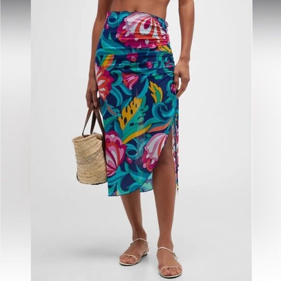 TRINA TURK Swim Sarong silk INDIA GARDEN PRINT Sold out every where Size M - Picture 5 of 8